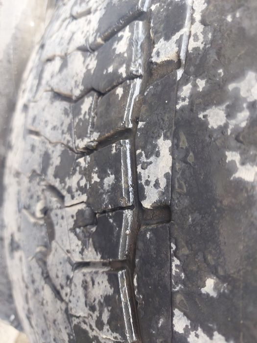 Продам резину грузовую