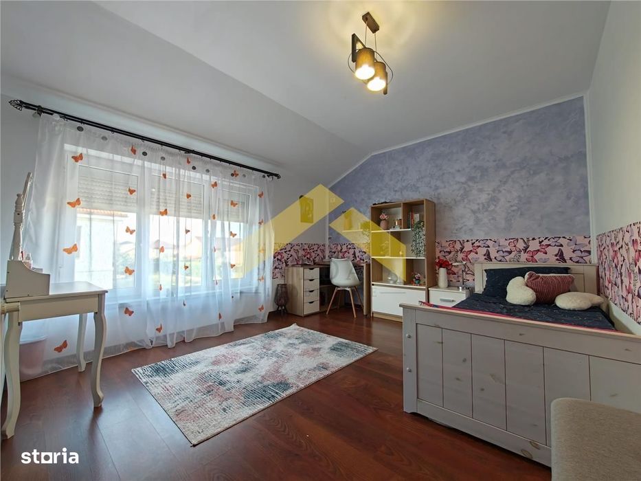 Casa de vanzare in cartierul Via Carmina, Vladimirescu