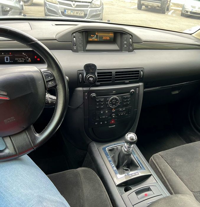 Citroen  C6 spațios