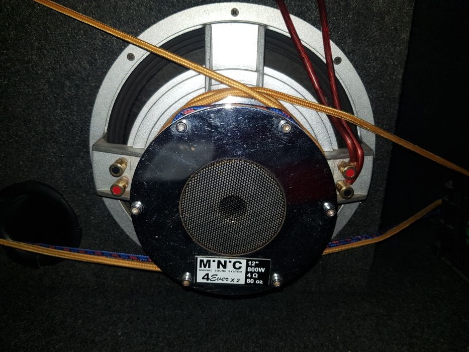 Subwoofer / boxa auto MNC 800W + amplificator 400W
