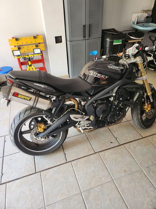 Triumph street triple 675 A2
