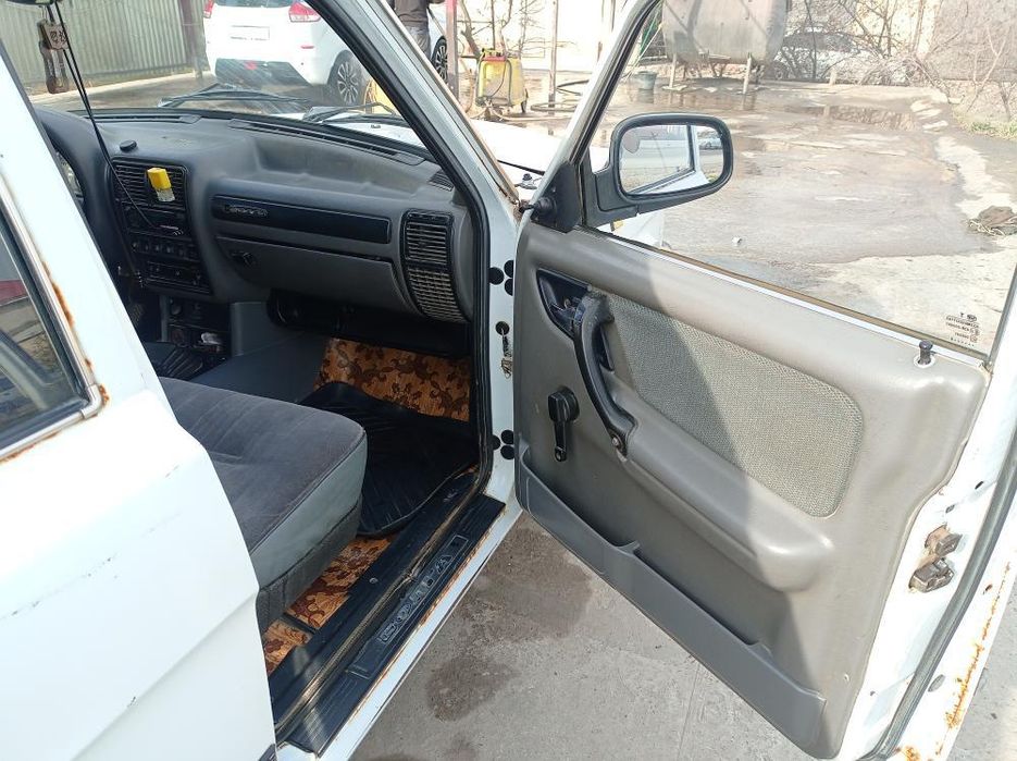 Volga3110 yili 2000metan 100 tali telickasi bn dakumentlari joyida