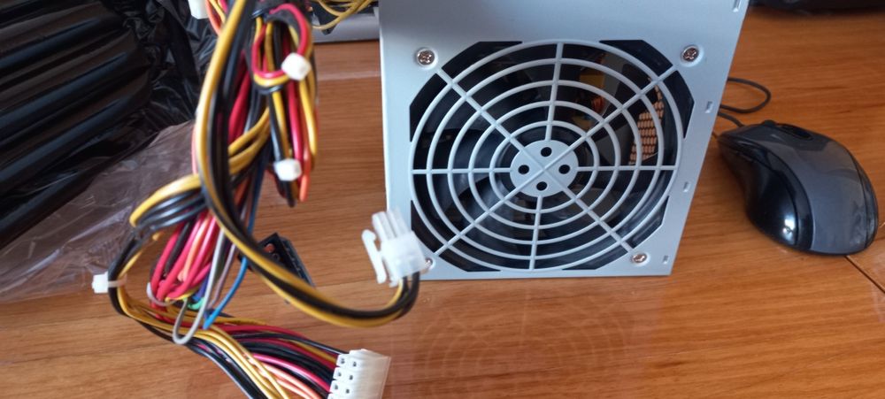 Продам блок питание