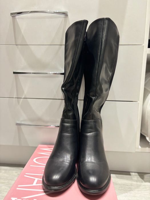 Дамски черни ботуши