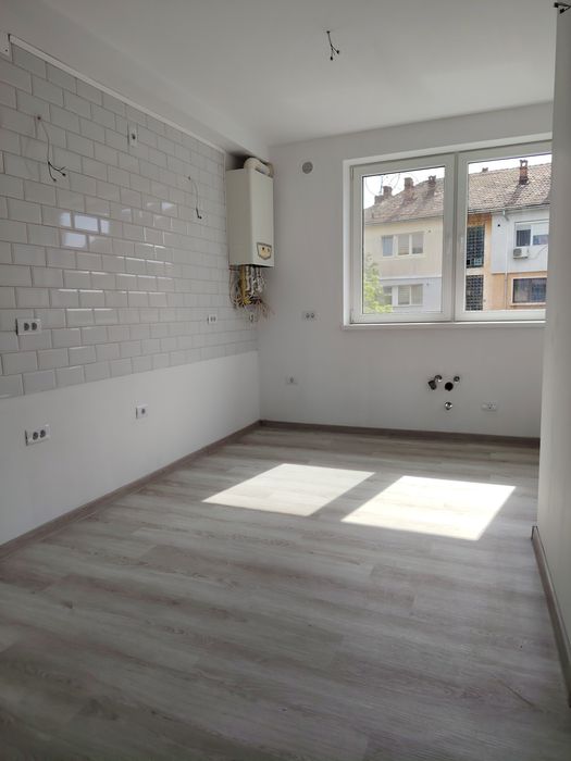 Apartament doua camere decomandate Hunedoara OM