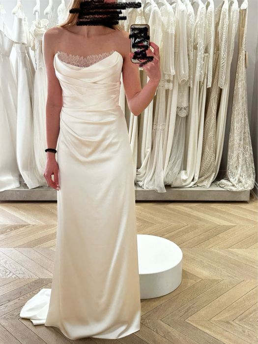 Rochie Mireasa Divine Atelier 2025 + Voal Divine Atelier Nefolosit