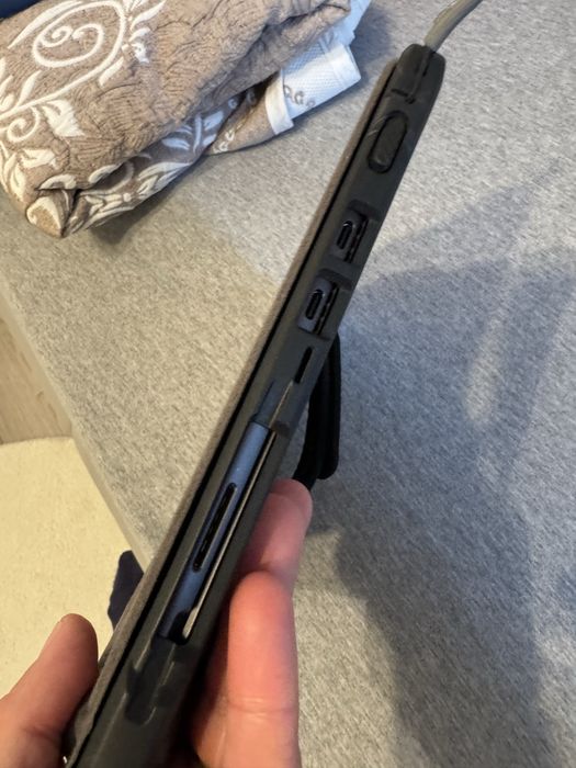 Microsoft surface pro 8 i7 gen 11