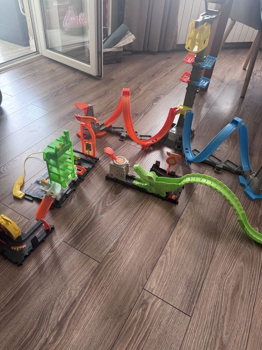 Писти Hot wheels