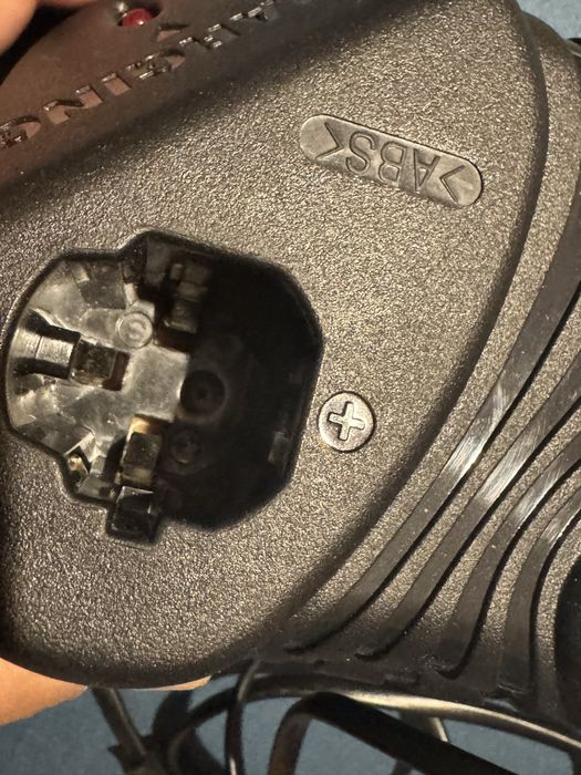 Оригинално Зарядно устройство HITACHI UC3SFL 3.6 V , винтоверт