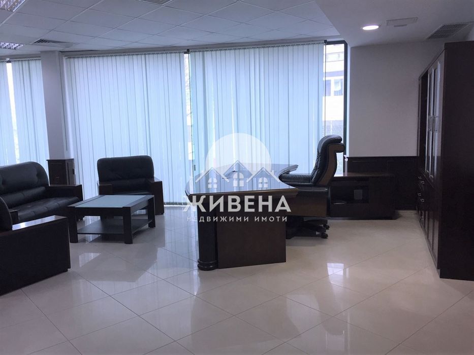 Офис до ХЕИ, Цветен квартал, гр. Варна