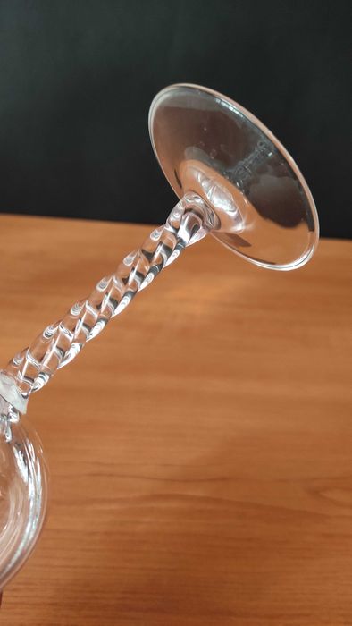 *Cristal d'arques * Франция сервиз от 6 кристални чаши за вино