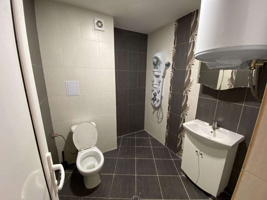 Дава се под наем Тристаен апартамент в София, Студентски град - 87 кв.м за 700 € - Снимка #11