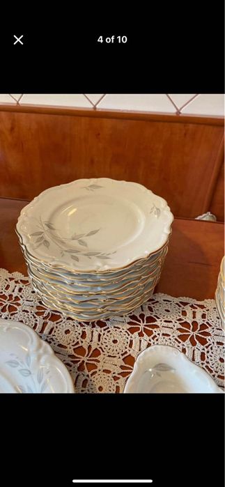 Serviciu de masa 12 persoane