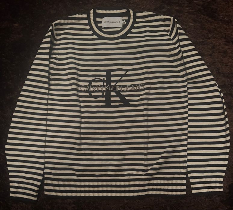 Calvin Klein пуловер