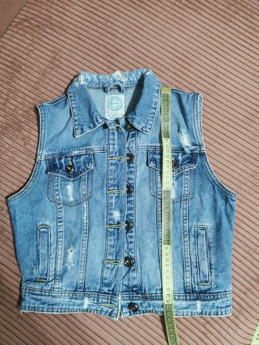 Vesta de blugi Bershka