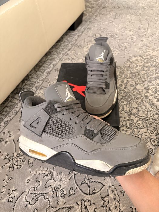 Кроссовки отдам даром размер 43