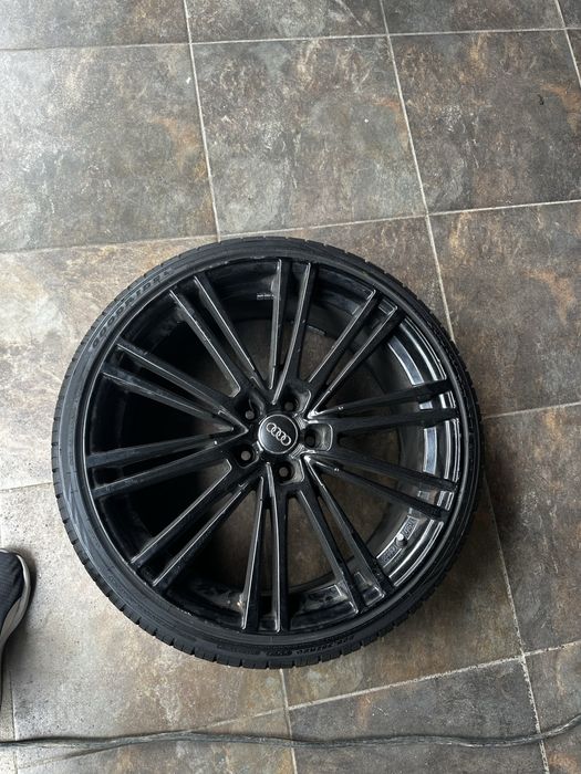 Джанти с Гуми 5x112 Audi 20" 225/35/20