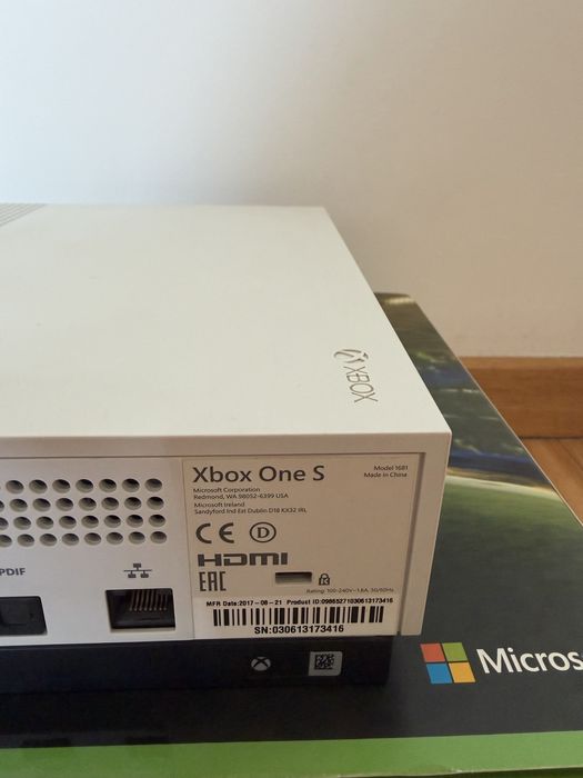 Xbox One S 500GB Model 1681
