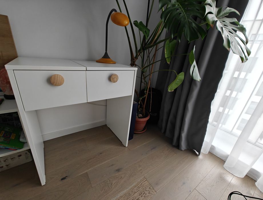 Set birou + scaun modern, Ideal pentru home office, Stare impecabila