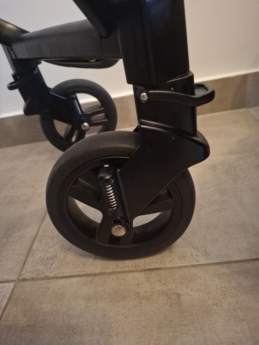 Căruț și scoică Graco evo în stare bună cu husă iarnă, vară.