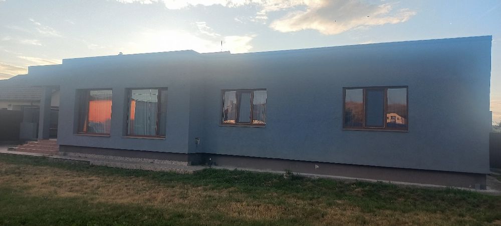 Vând casă in Apahida