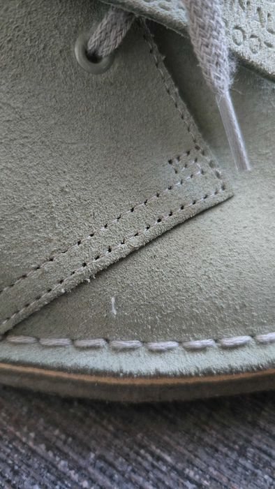 Дамски велурени обувки Clarks, 39