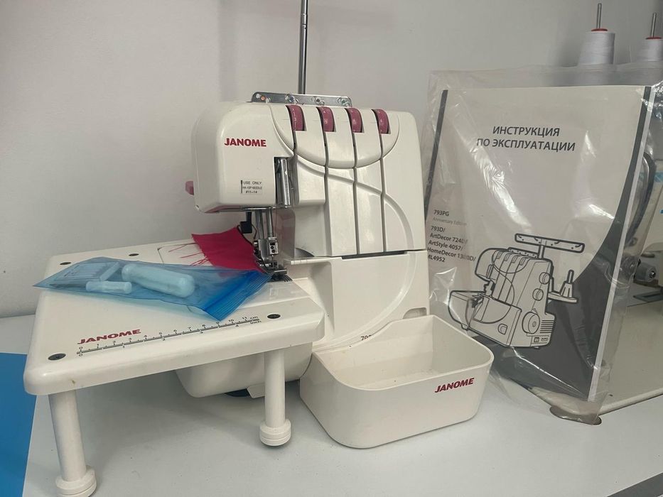 Оверлок JANOME почти новый