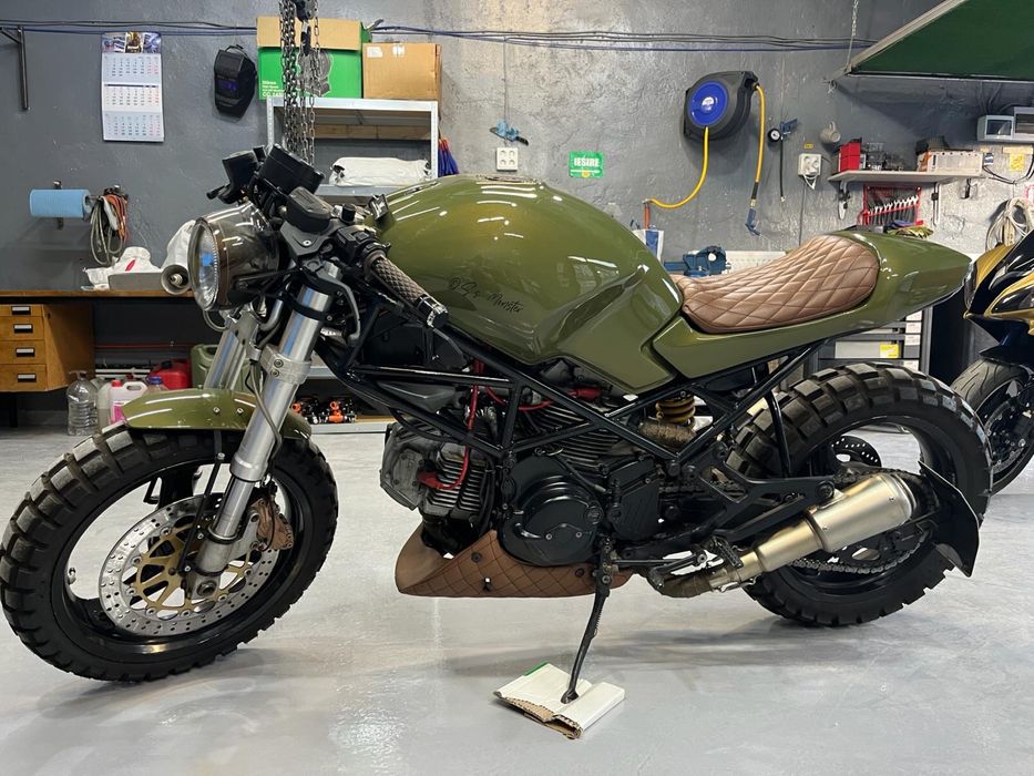 Ducati Monster 600 Cafe Racer