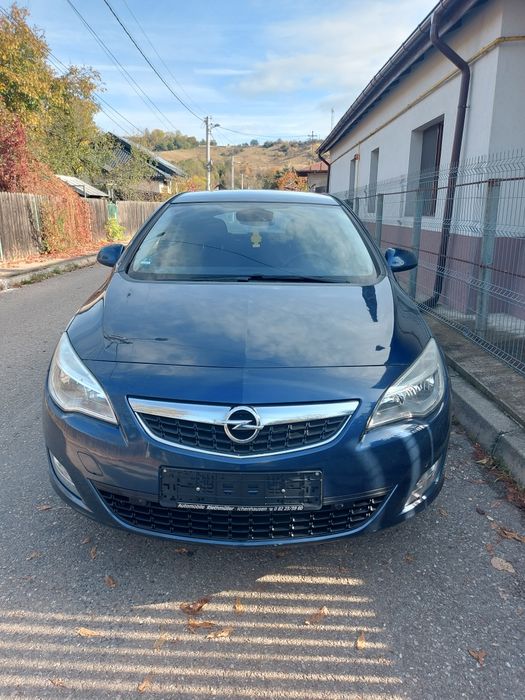 OPEL Astra 2013 — imagine 5