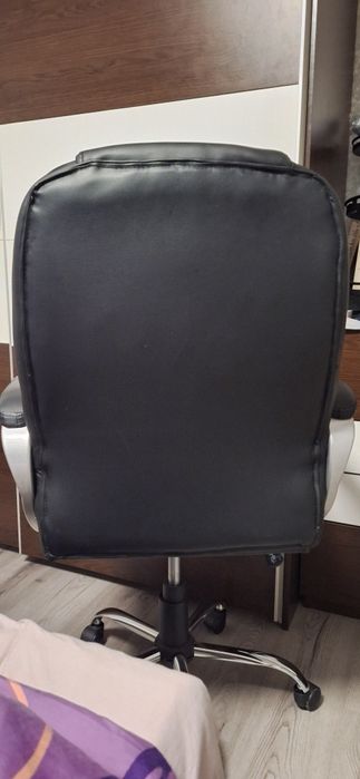 Офис стол изкуствена кожа