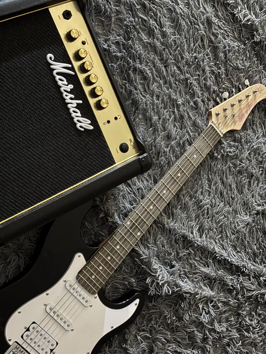 электро гитара и комбик marshall оригинальный гитара30к комбик75к