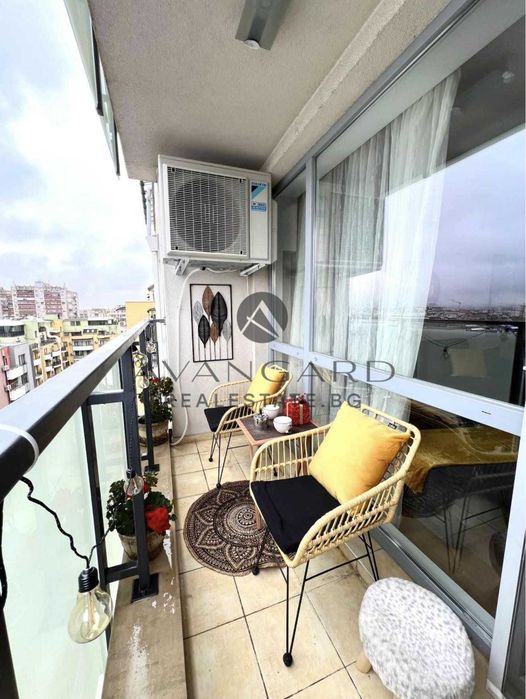 Продава се Тристаен апартамент в Пловдив, Кючук Париж - 95 кв.м за 2053 €/кв.м - Снимка #6