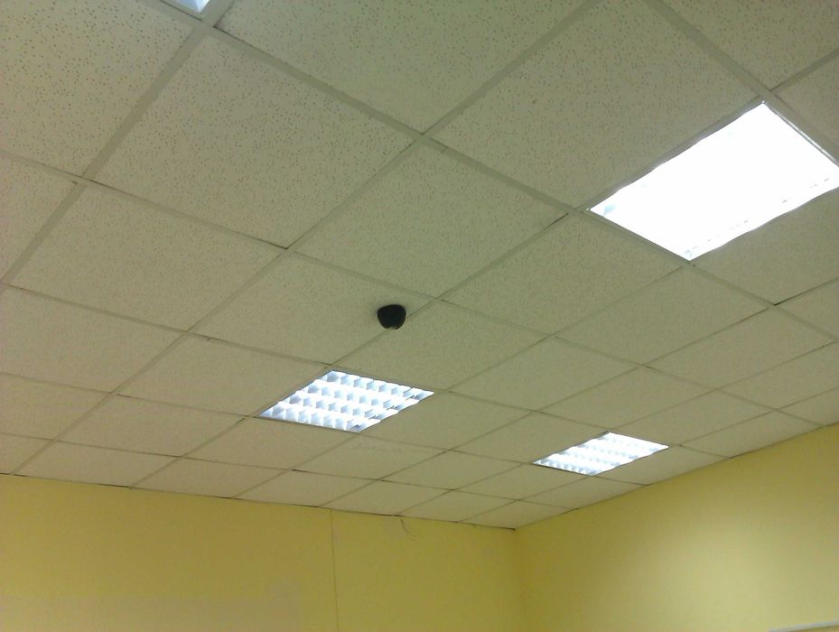 Дава се под наем Магазин в Шумен, Боян Българанов 2 - 52 кв.м за 255 € - Снимка #15