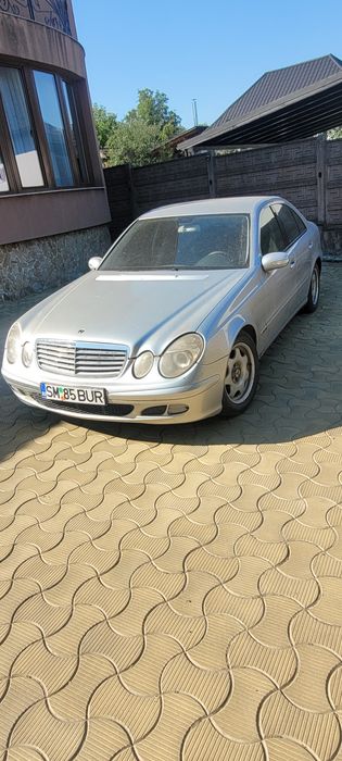 Mercedes-Bens E class