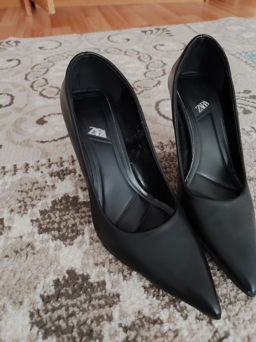 Туфли на каблуках