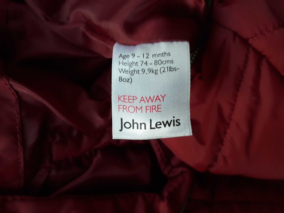 Космонавт за бебе