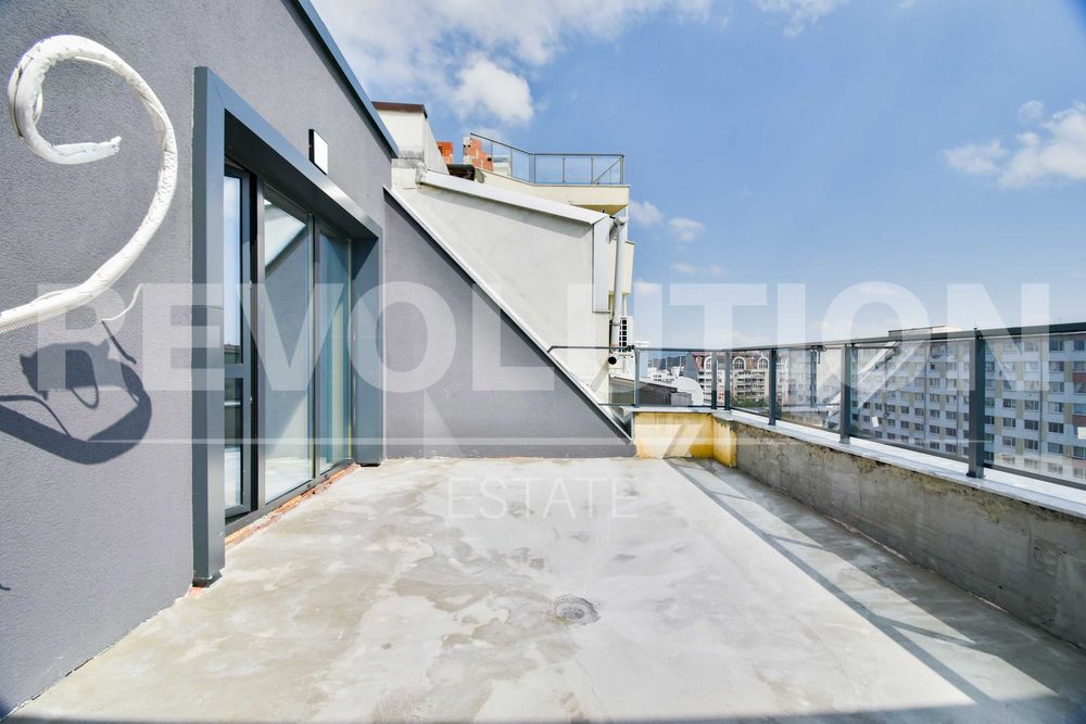 Продава се Тристаен апартамент в София, Студентски град - 209 кв.м за 1455 €/кв.м - Снимка #9