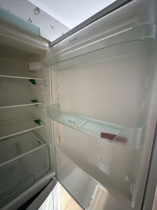 Продам холодильник Electrolux