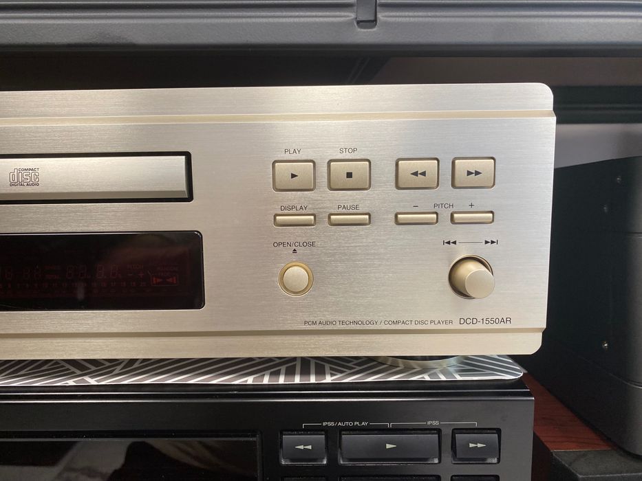 Висок клас CD плеър Denon