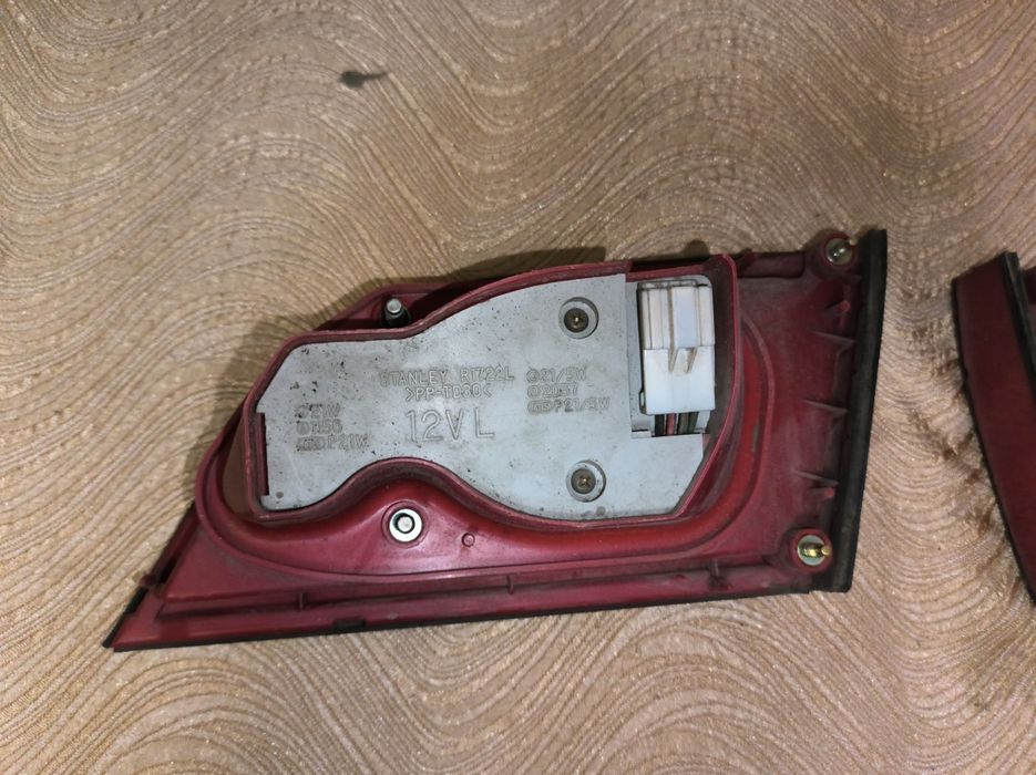 Фонари задние mitsubishi diamante