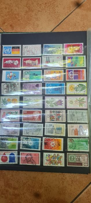Clasor cu timbre peste 1000