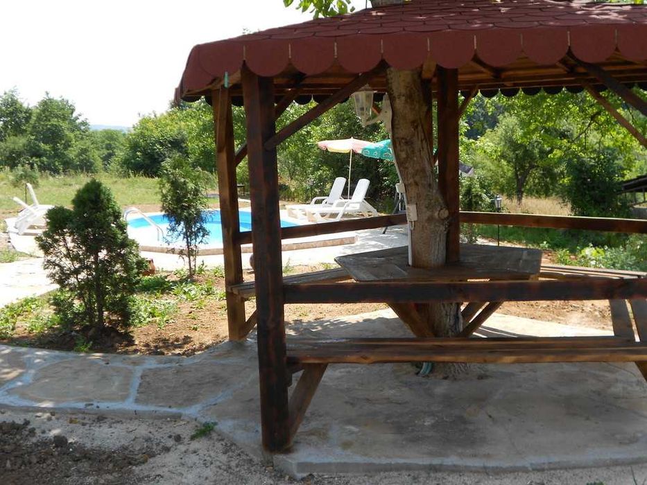 Продавам къща в село Кози рог, община Габрово