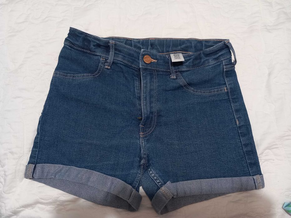 Къси дънкови панталонки и дънки