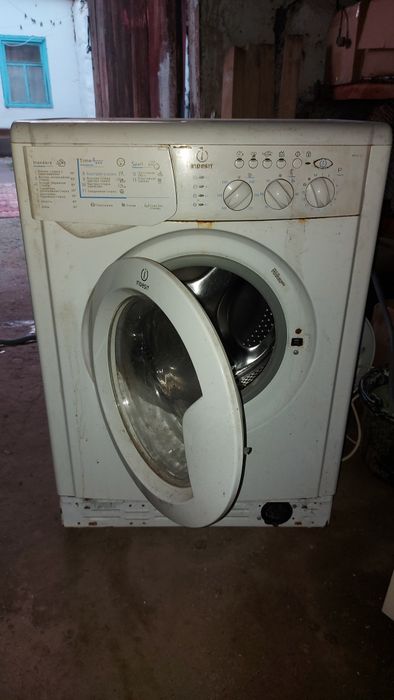 Продам машинку на запчасти