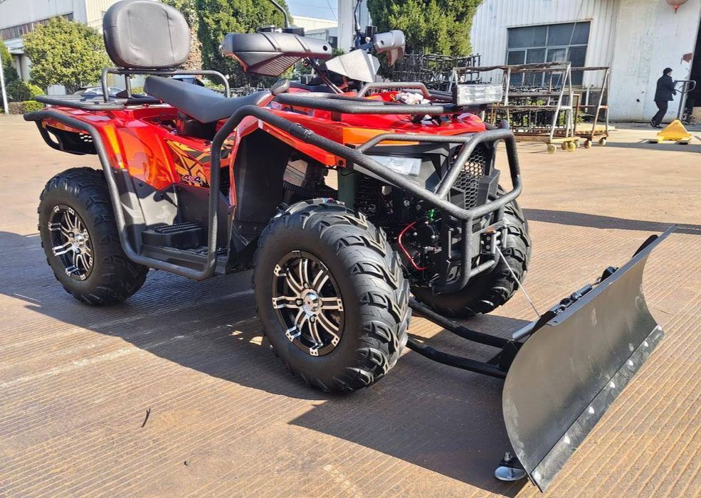 Квадроцикл 400 кубов с ковшом