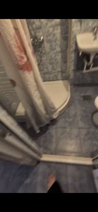 Închiriez apartament cu 2 camere