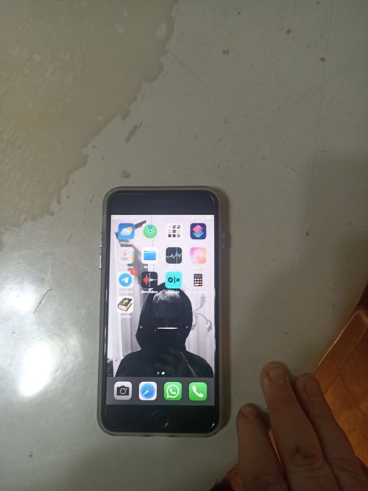 Айфон 7+ 128гб  в идеале