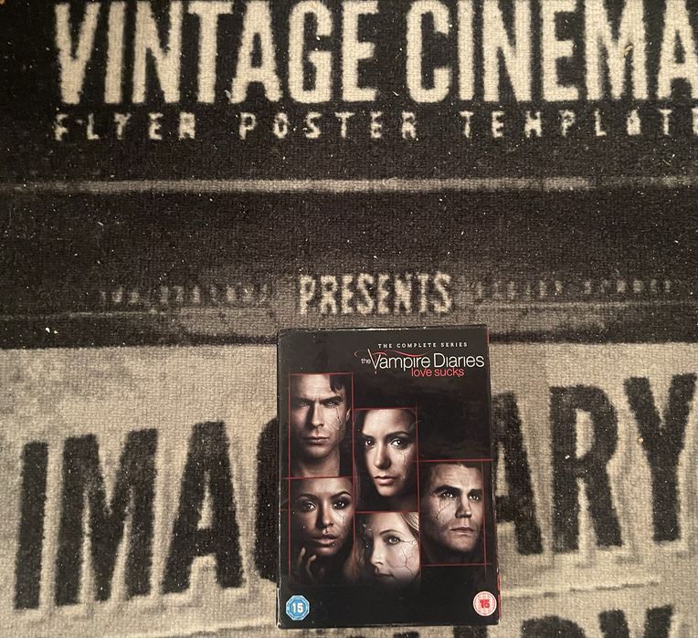 Film Serial The Vampire Diaries : The Complete Collection  [DVD]