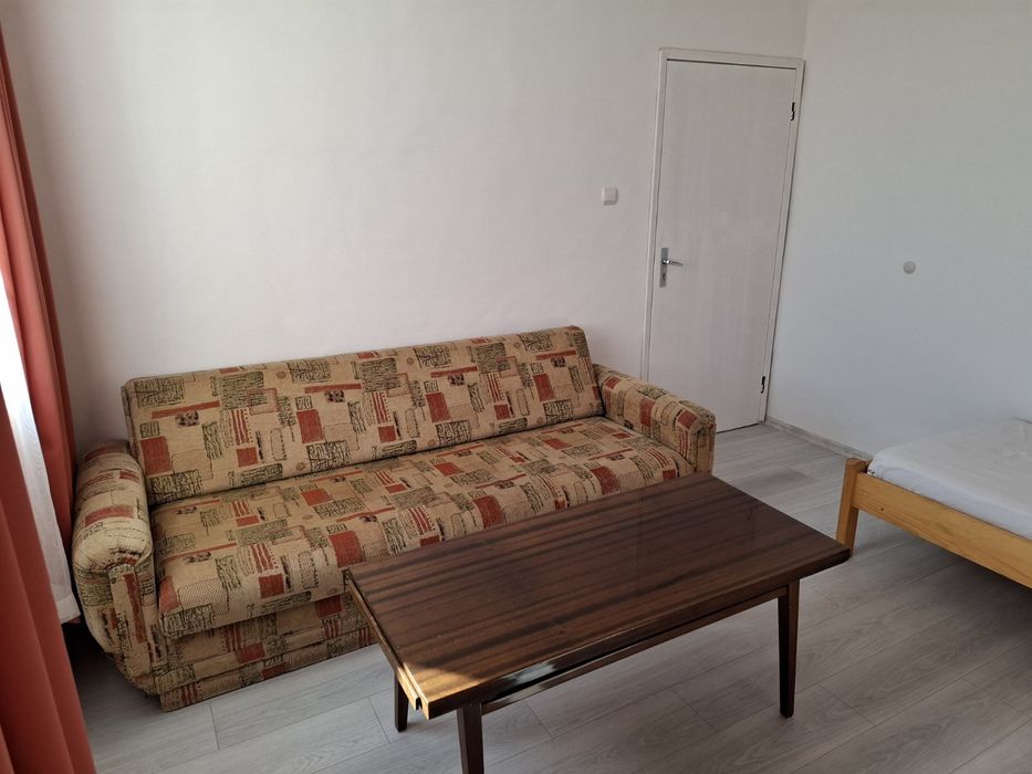 Дава се под наем Тристаен апартамент в Варна, Възраждане 1 - 13 кв.м за 153 € - Снимка #6