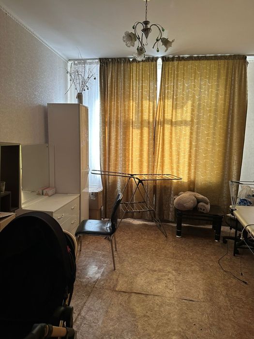 Продам 4-х комнатную квартиру